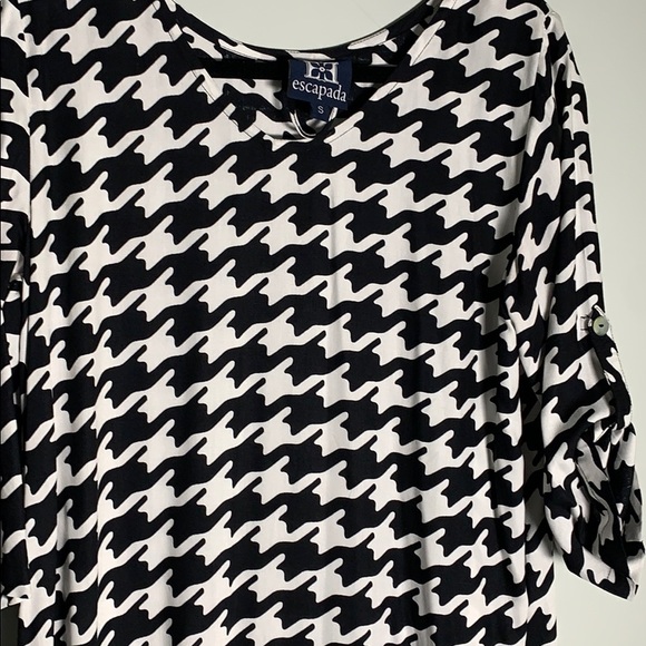 WEEKEND SALE ‼️🎈‼️ESCAPADA TUNIC SIZE SMALL - Picture 8 of 8